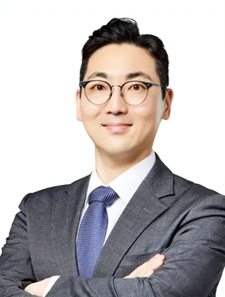 최정우 법률사무소 기율 대표변호사 프로필 사진